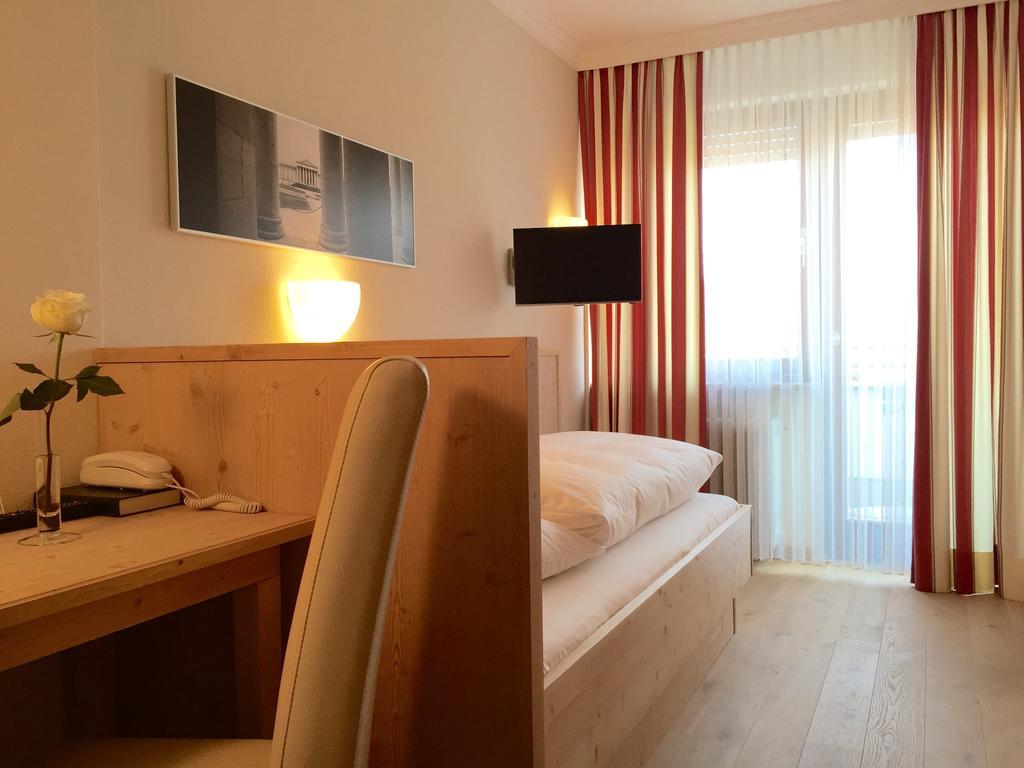 Hotel Sollner Hof Мюнхен Стая снимка